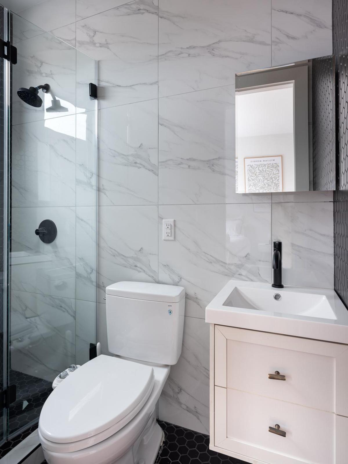 Three Bedroom Brooklynite Suite! New York Bagian luar foto